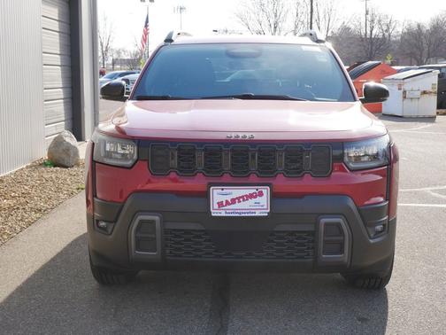 Red Hot Pearlcoat 2026 Jeep Cherokee Limited