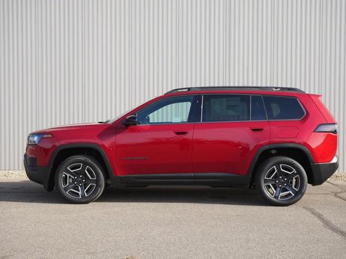 Red Hot Pearlcoat 2026 Jeep Cherokee Limited