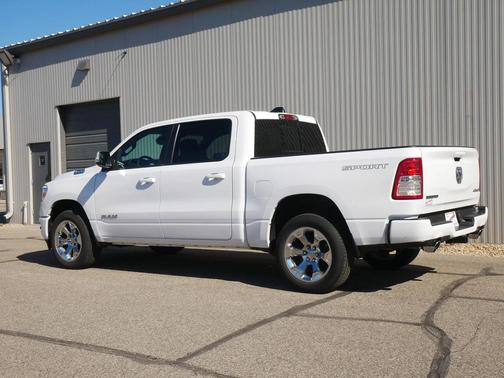 Bright White Clearcoat 2022 RAM 1500 Big Horn/Lone Star