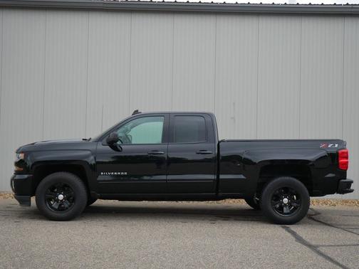 Black 2018 Chevrolet Silverado 1500 2LT