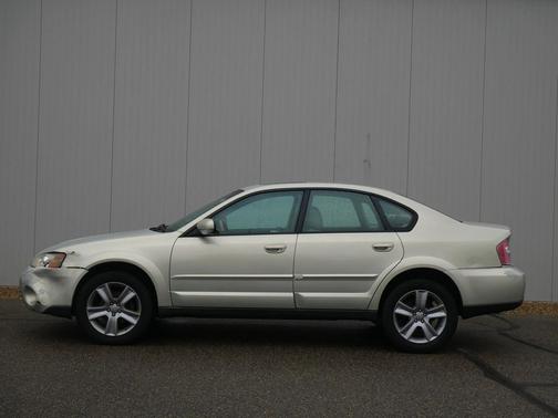 Gold 2006 Subaru Outback 3.0 R