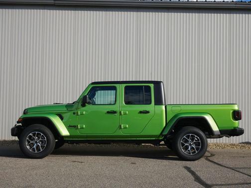 2025 Jeep Gladiator Sport S