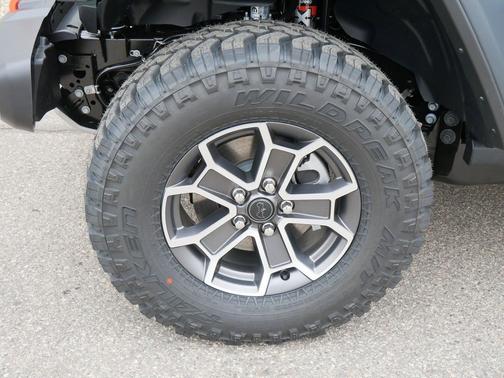 2026 Jeep Gladiator Mojave 4x4