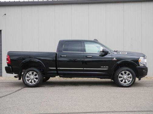2019 RAM 2500 Limited Crew Cab 4x4 6'4' Box