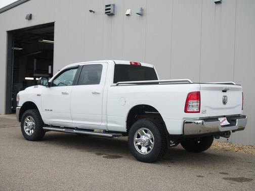 Bright White Clearcoat 2019 RAM 2500 Big Horn Crew Cab 4x4 6'4' Box