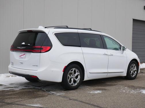 2022 Chrysler Pacifica Limited