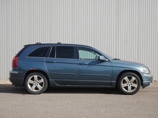 Blue 2006 Chrysler Pacifica Limited