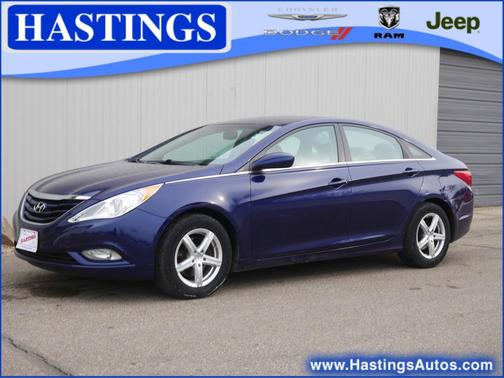 2013 Hyundai SONATA GLS