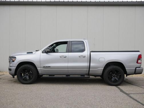 Billet Silver Metallic Clearcoat 2022 RAM 1500 Big Horn/Lone Star