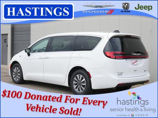 2025 Chrysler Pacifica Hybrid Select