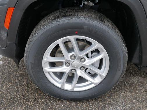 2026 Jeep Grand Cherokee Altitude