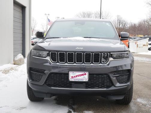 2026 Jeep Grand Cherokee Altitude