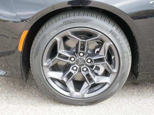 Diamond Black Crystal Pearlcoat 2026 Dodge Charger R/T