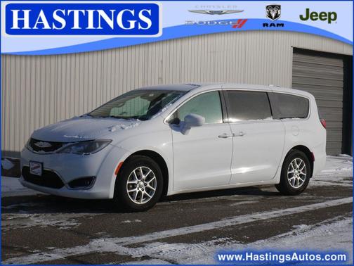 2020 Chrysler Pacifica Touring