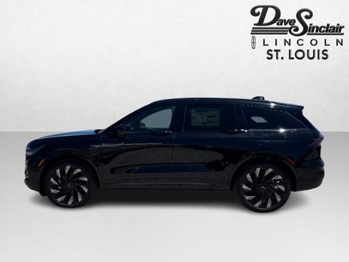 INFINITE BLACK MET CC 2026 Lincoln Nautilus Reserve