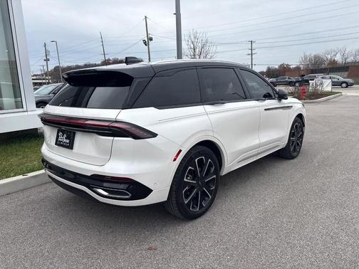 2024 Lincoln Nautilus Reserve