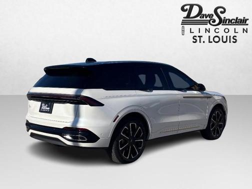 2024 Lincoln Nautilus Reserve