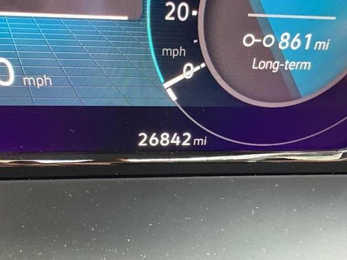 2025 Volkswagen Atlas 2.0T SE w/Technology 4MOTION