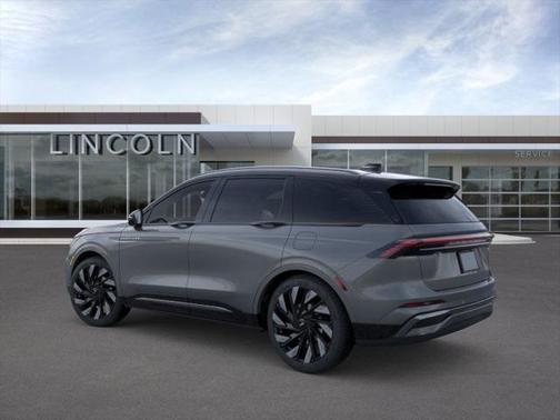 2025 Lincoln Nautilus Reserve