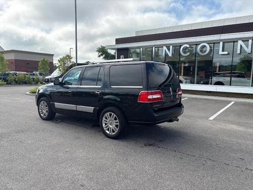 2012 Lincoln Navigator Base