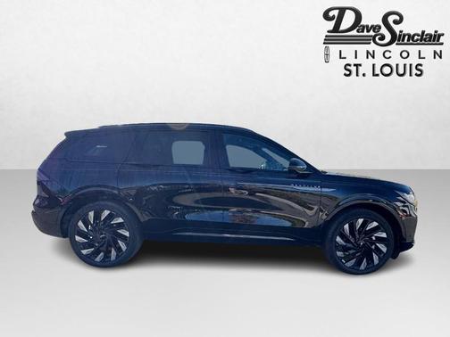 2024 Lincoln Nautilus Reserve