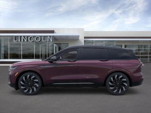 2025 Lincoln Nautilus Reserve