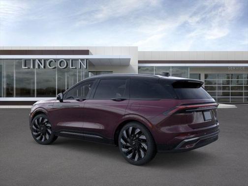 2025 Lincoln Nautilus Reserve
