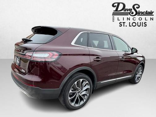 2021 Lincoln Nautilus Reserve