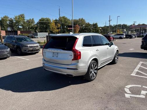2021 Volvo XC90 T6 Inscription