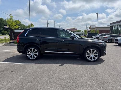 2019 Volvo XC90 T6 Inscription
