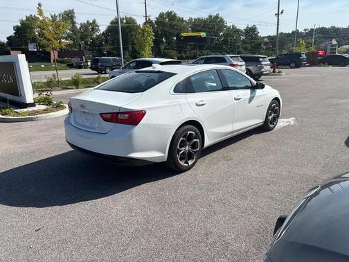2024 Chevrolet Malibu FWD 1LT