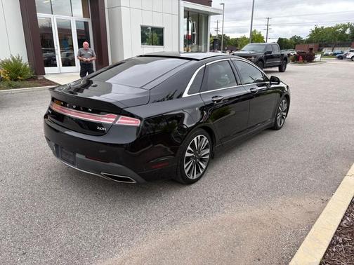 Infinite Black Metallic 2019 Lincoln MKZ Hybrid Reserve