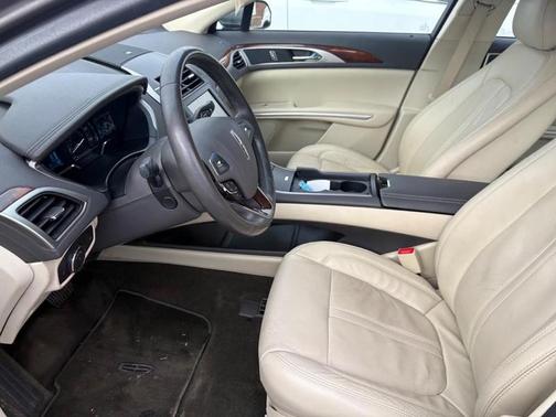 2015 Lincoln MKZ Hybrid Base