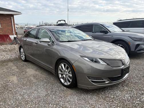 2015 Lincoln MKZ Hybrid Base