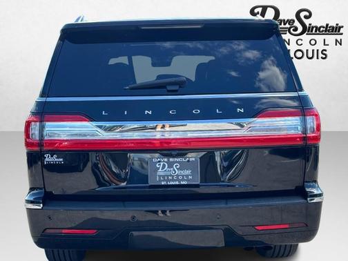 INFINITE BLACK 2021 Lincoln Navigator Reserve