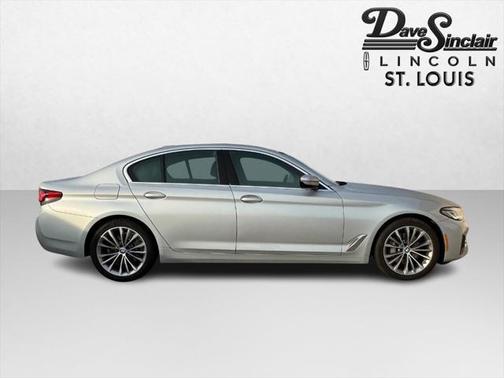 2021 BMW 530 xDrive