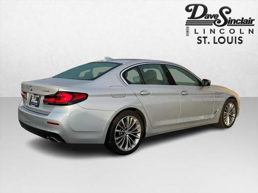 2021 BMW 530 xDrive