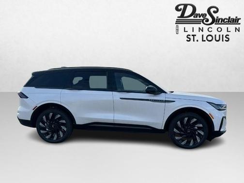 2025 Lincoln Nautilus Reserve