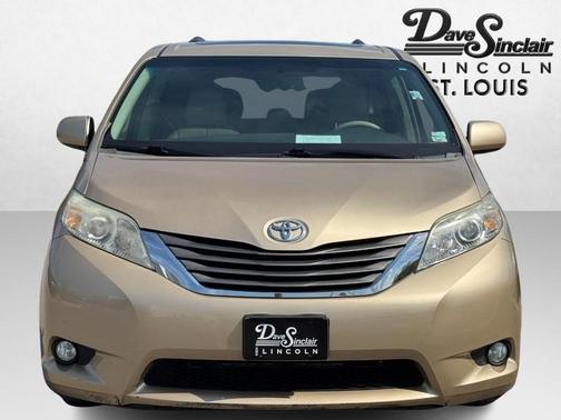 2011 Toyota Sienna XLE