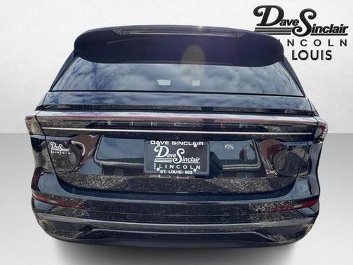 2025 Lincoln Nautilus Reserve