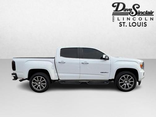 Summit White 2019 GMC Canyon Denali