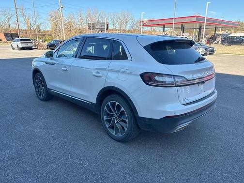 2022 Lincoln Nautilus Reserve