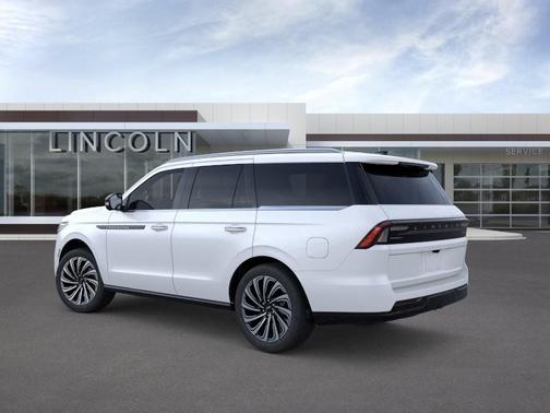 PRISTINE WHITE METALLIC 3C 2026 Lincoln Navigator Black Label