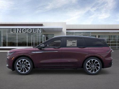 2025 Lincoln Nautilus Reserve