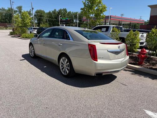 Silver Coast Metallic 2013 Cadillac XTS Luxury