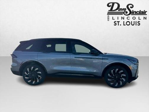 2025 Lincoln Nautilus Reserve