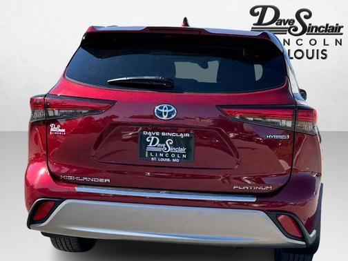 2021 Toyota Highlander Hybrid Platinum