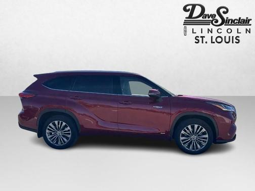 2021 Toyota Highlander Hybrid Platinum