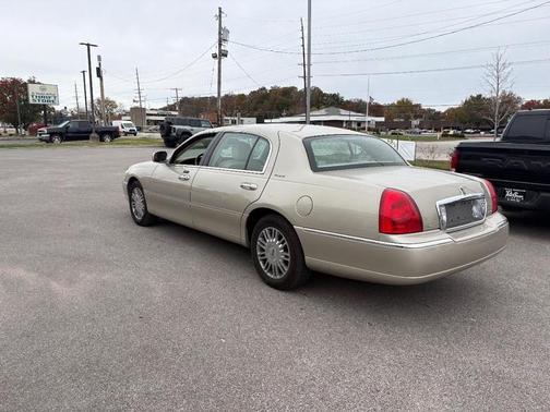 2009 Lincoln Town Car Signature