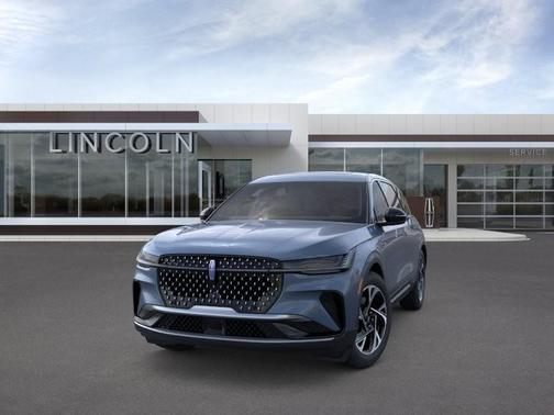 WHISPER BLUE MET CC 2026 Lincoln Nautilus Premiere